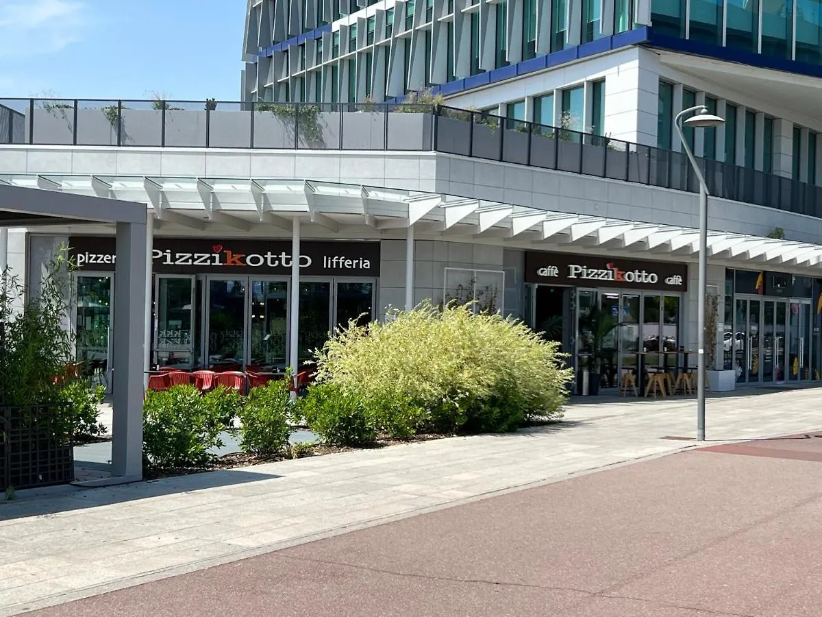 Santa Giulia Suite 밀라노 아파트
