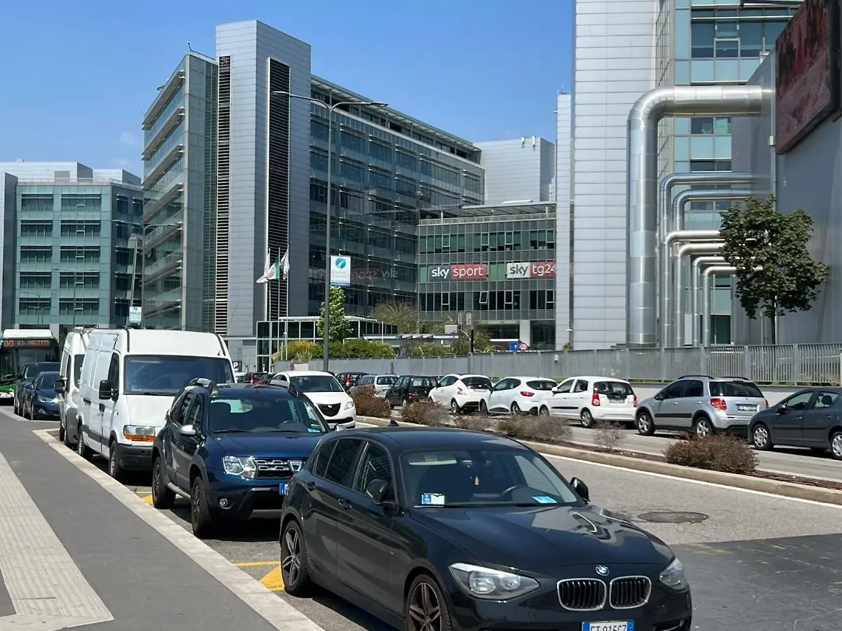 아파트 Santa Giulia Suite 밀라노
