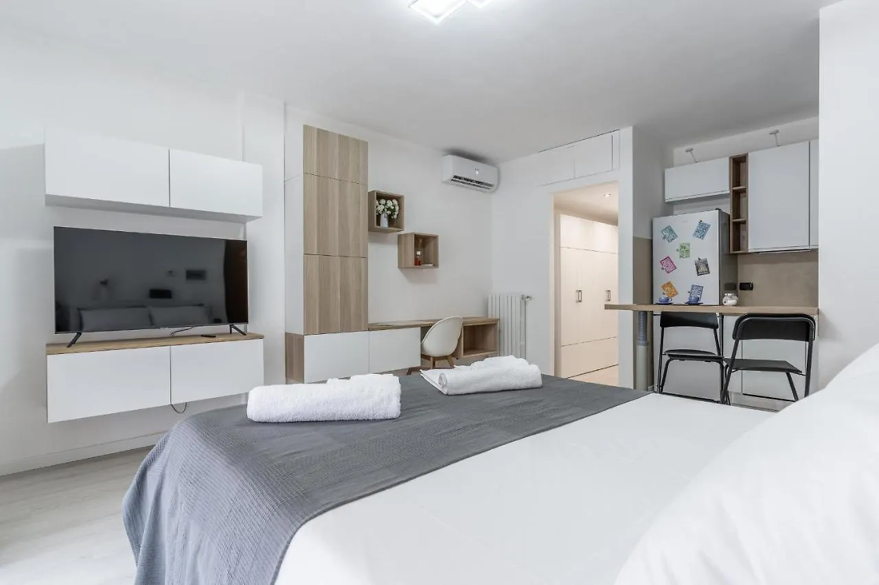 Santa Giulia Suite Milan Apartment